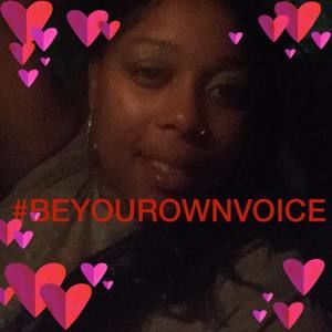 Meet your Posher, Toya